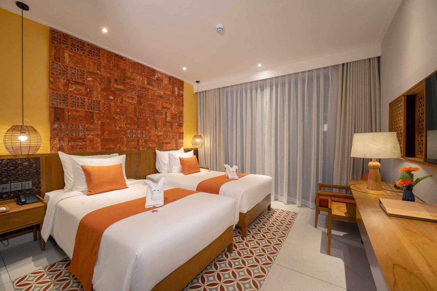 Deluxe, Single, Multiple Beds, City View, Balcony