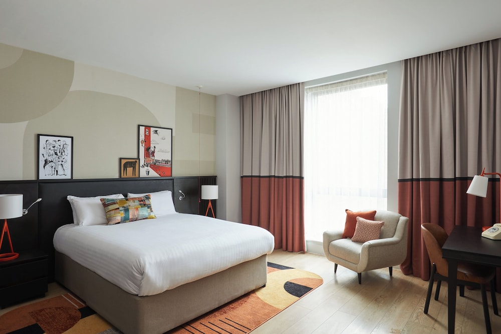 Renovated, Premium, King Bed, Accessible