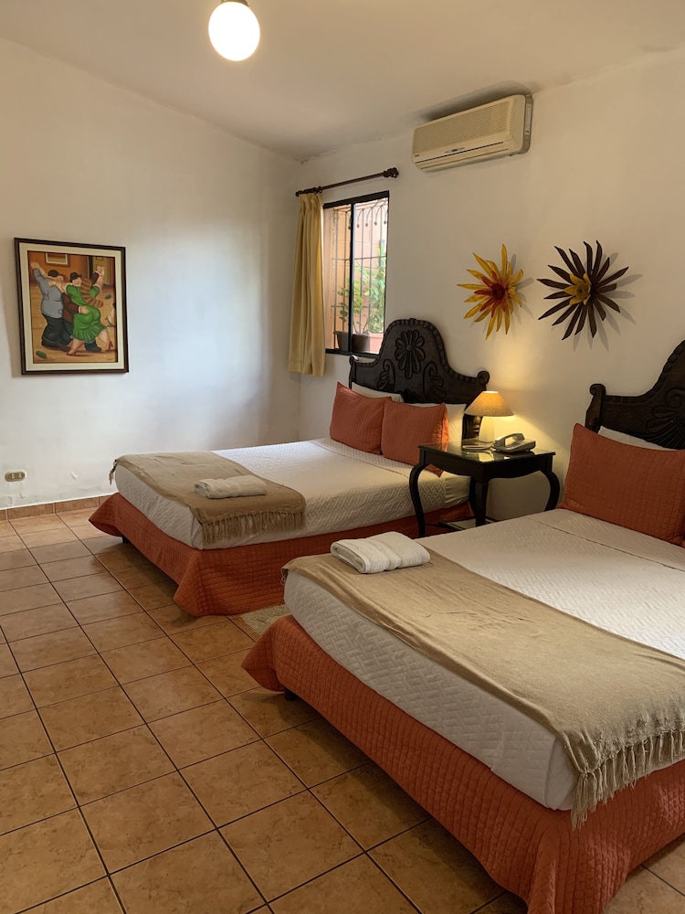 Hotel La Posada del Angel 25/60