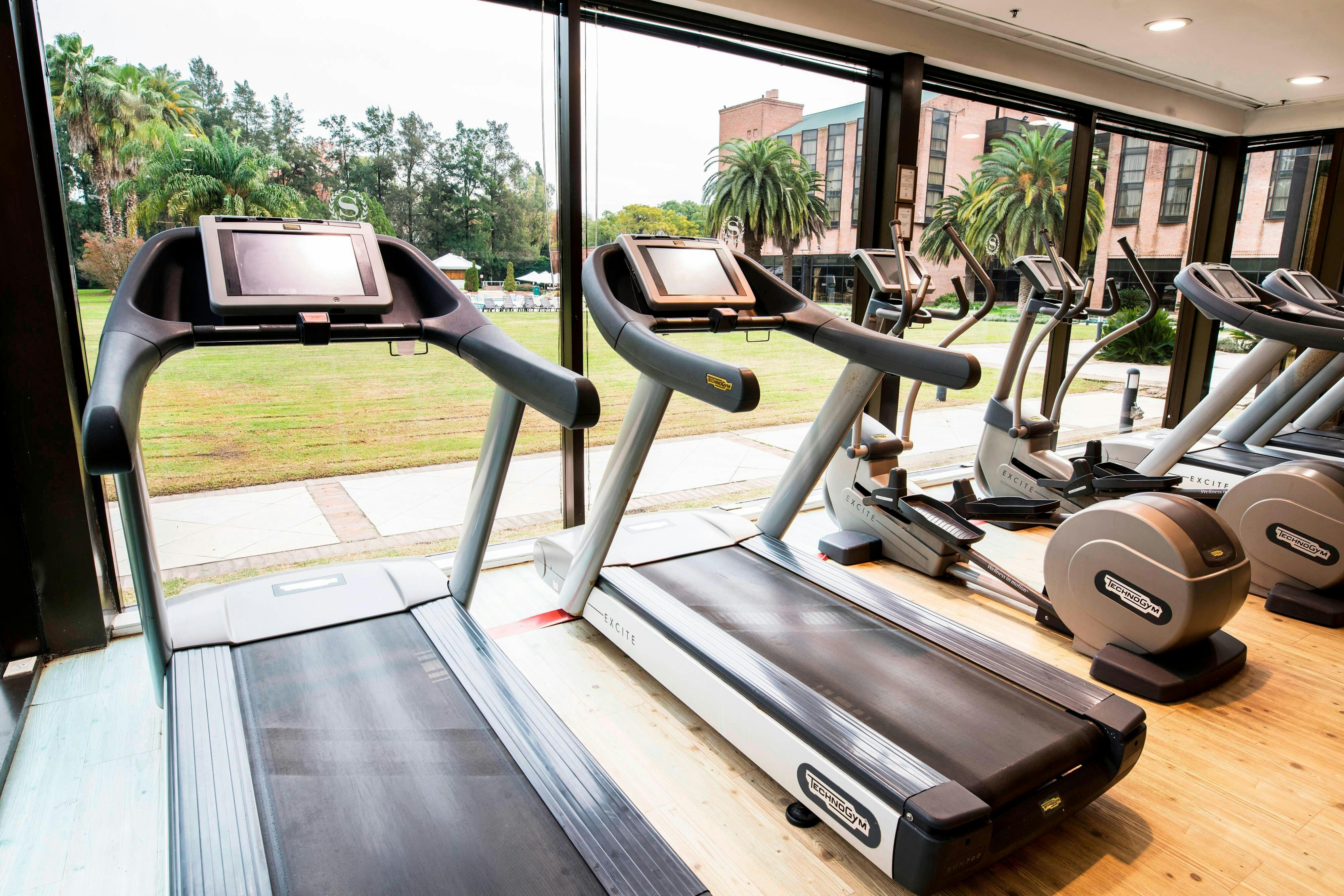 Sheraton Pilar Hotel and Convention Center 10/32