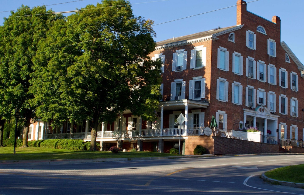 Middlebury Inn 59/68