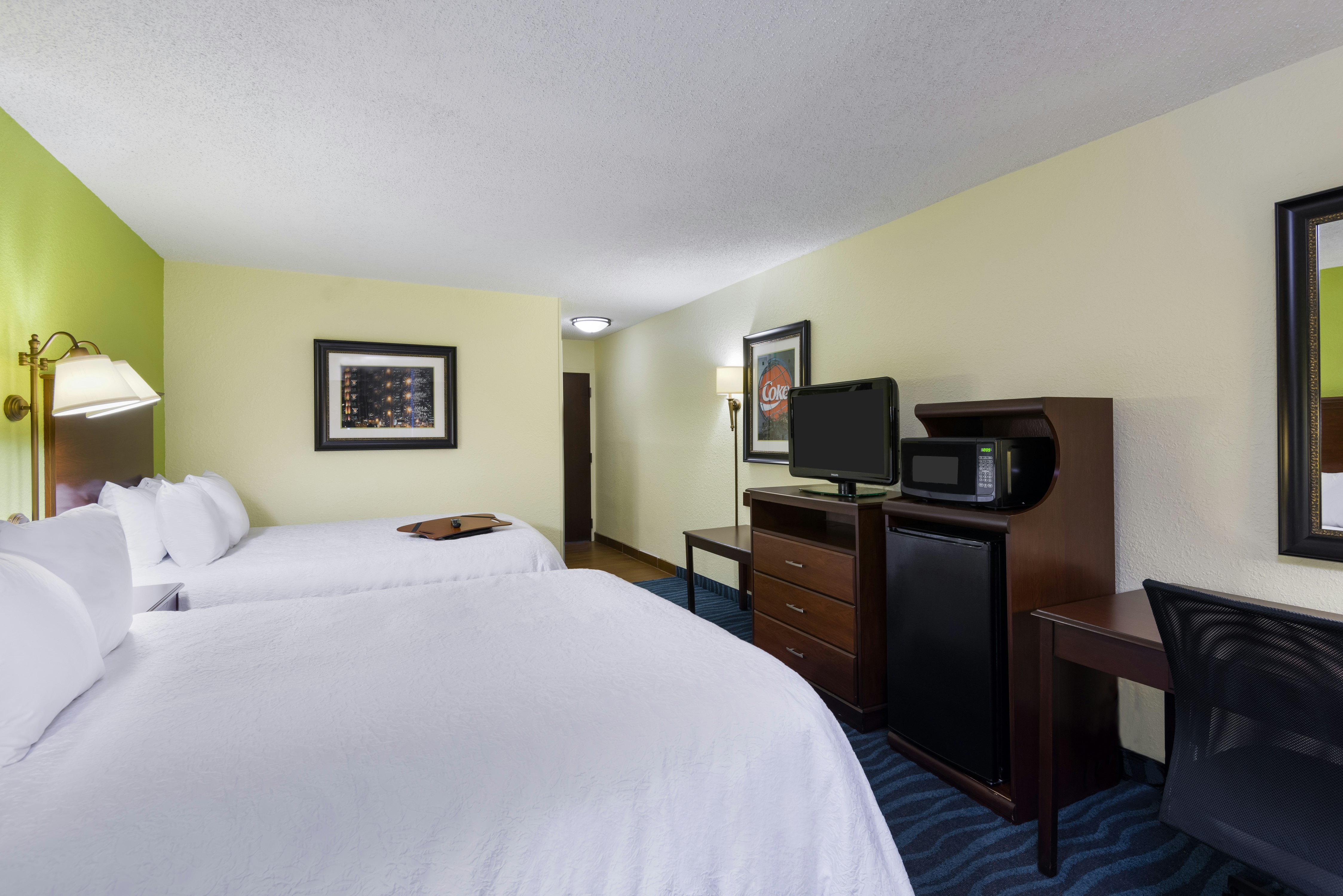 ROOM, 2 DOUBLE BEDS