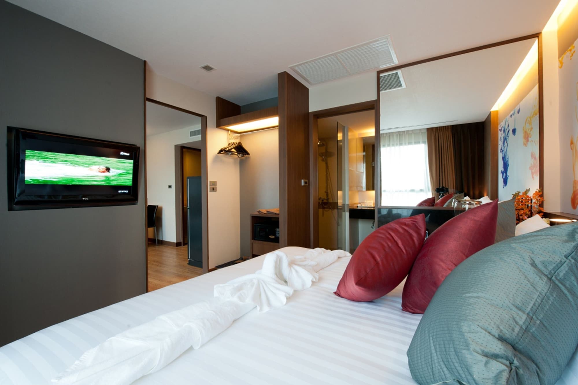 PRESIDENTIAL, SUITE