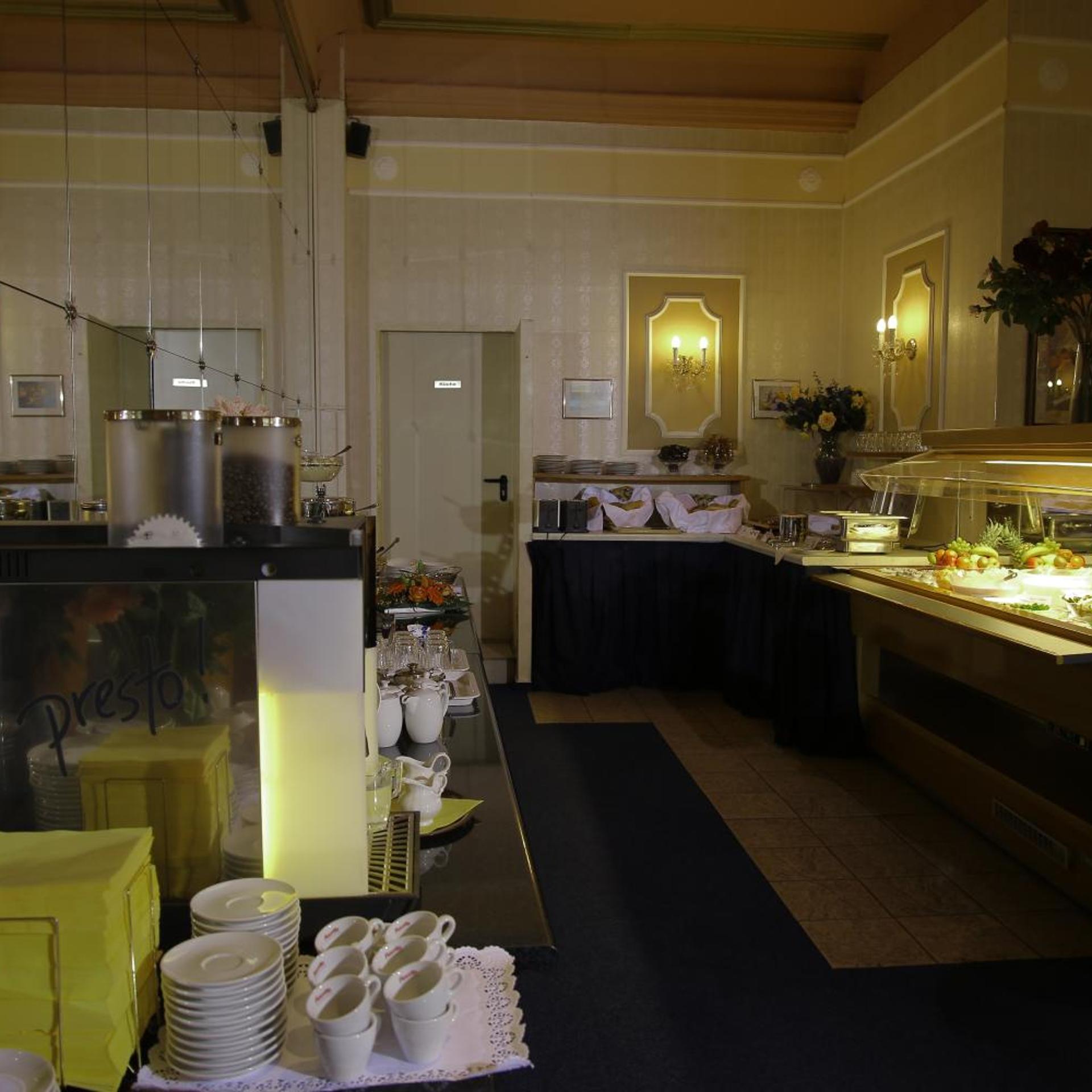 Hotel Konigshof 52/58