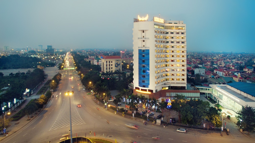 Muong Thanh Grand Phuong Dong Hotel 2/44
