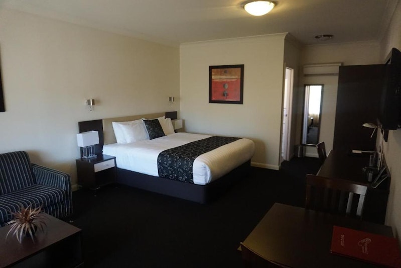 The Charles Boutique Hotel 6/38