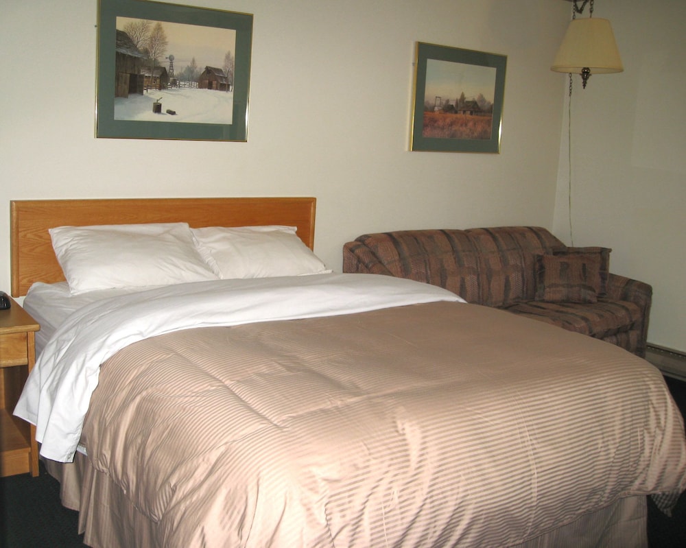 Colonial Inn 15/62
