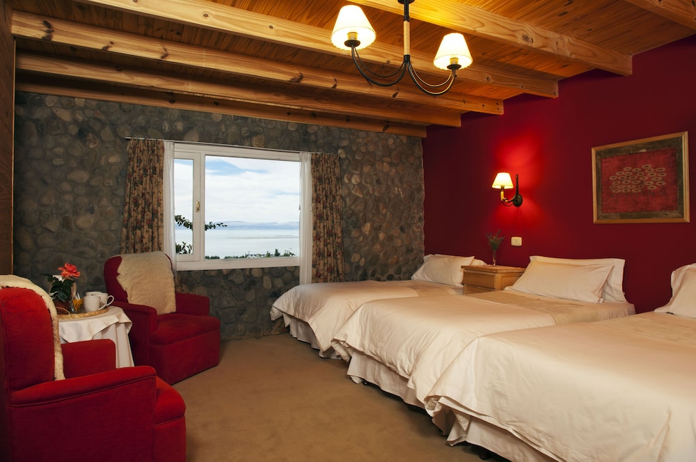 Blanca Patagonia Boutique Inn and Cabins 10/66