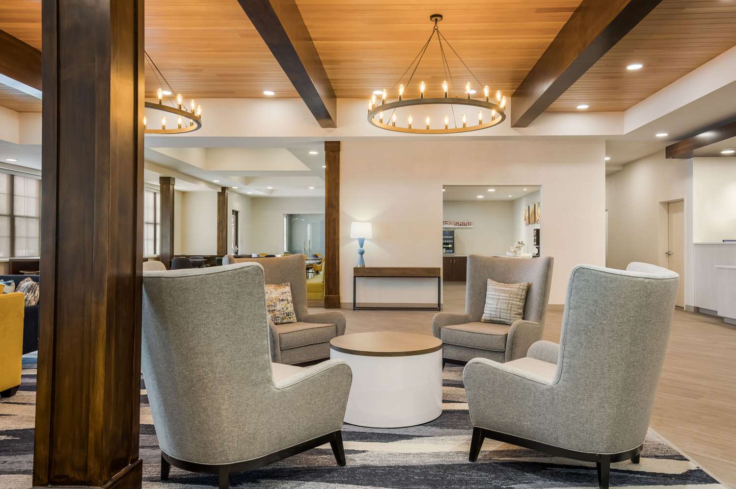 Comfort Inn & Suites Gaylord 14/19