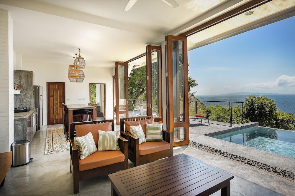 Philip's Villa 27/39