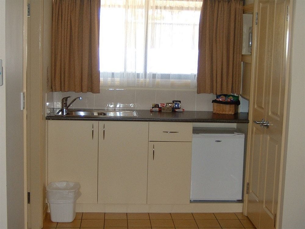 Armidale Pines Motel 9/62