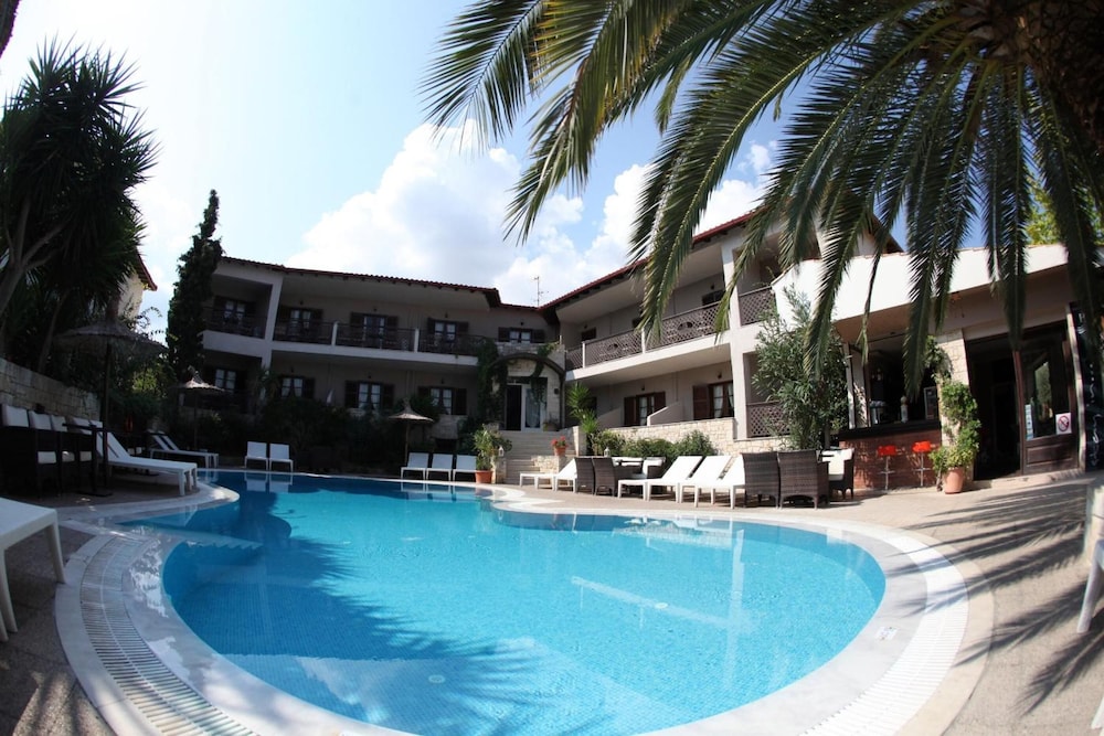 Stamos Hotel 40/48