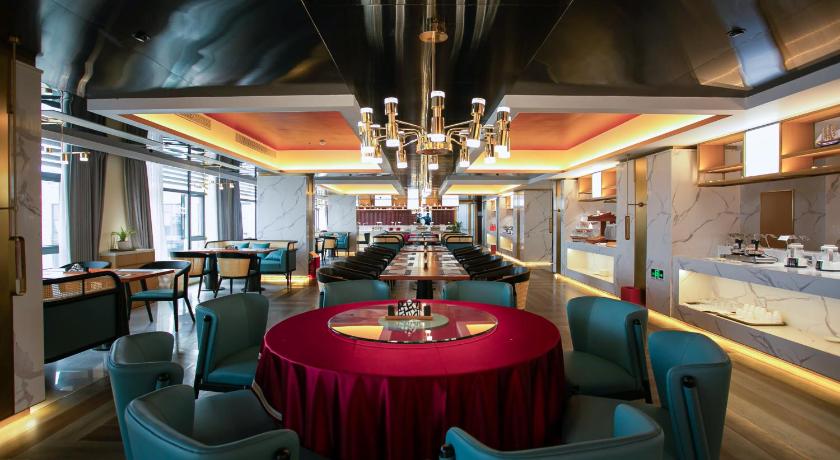 Ramada by Wyndham Vientiane Central 42/54