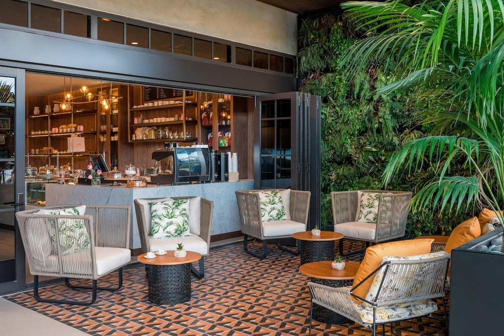 Tribute Portfolio Hotel the Dalmar Fort Lauderdale 2/44