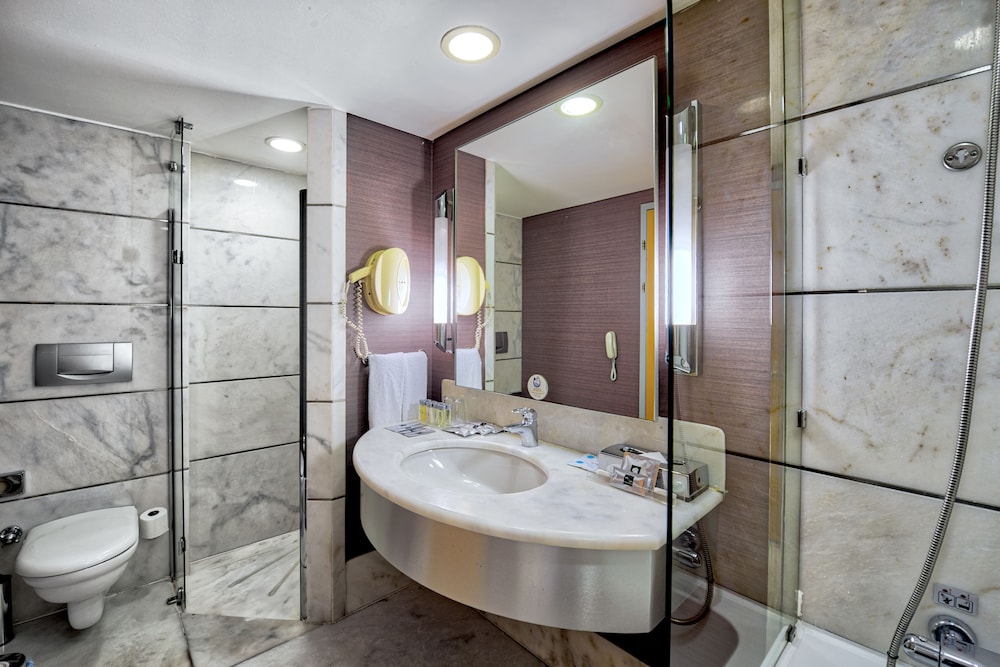 Grand Hotel Konya 26/78