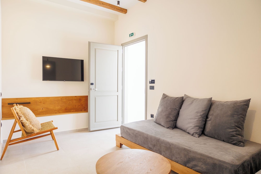 Kouros Blanc Paros 32/56