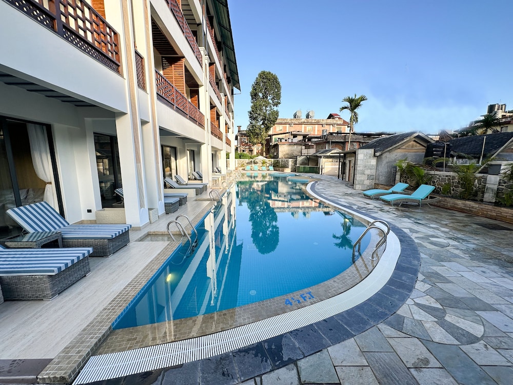 Lake View Resort 46/50