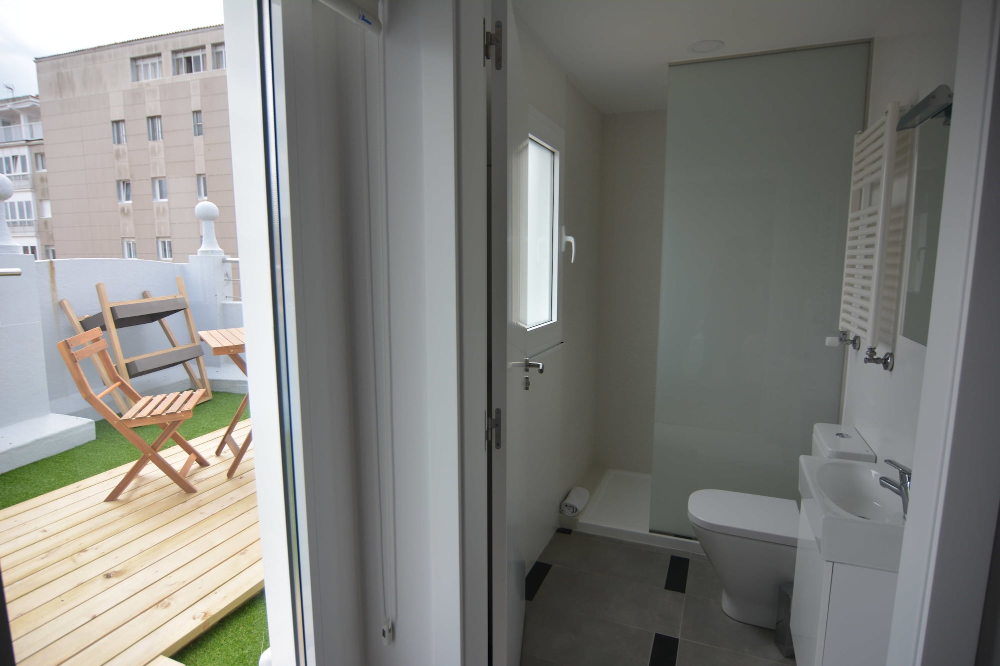 ECONOMY, APARTMENT
