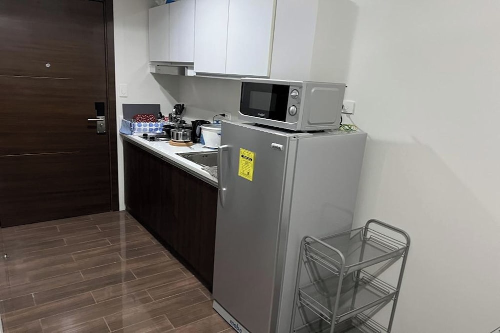 Luxe Air Residences by Makati 56/57