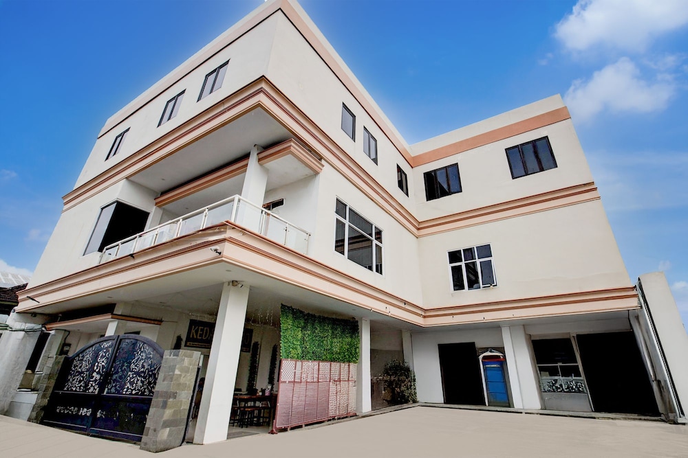 Hotel O Balikpapan near Siloam Hospital formerly Syafla Guest House in BALIKPAPAN
