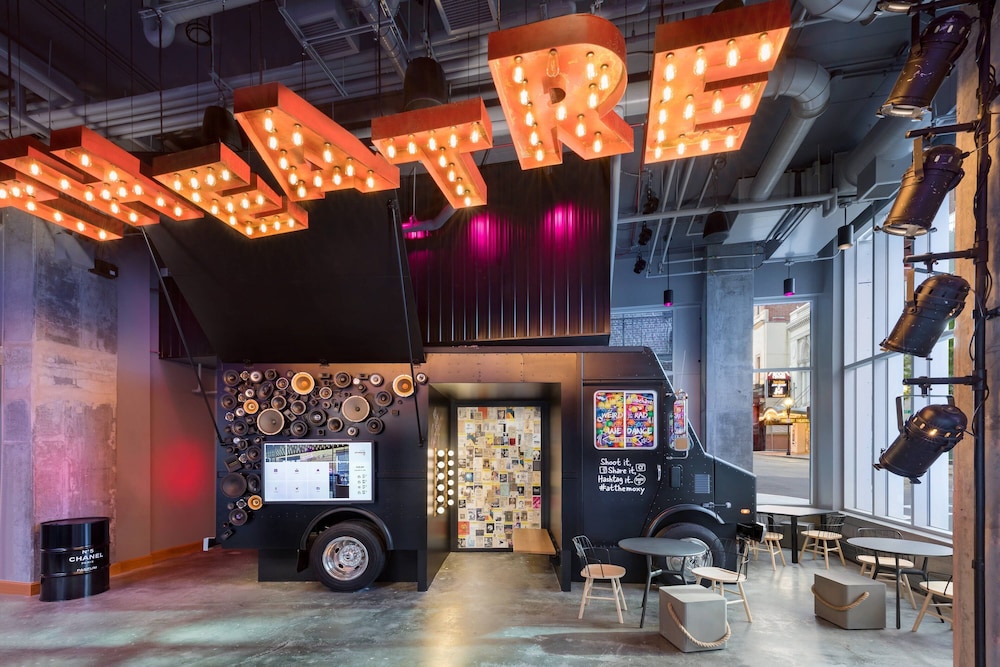 Moxy Boston Downtown 62/68