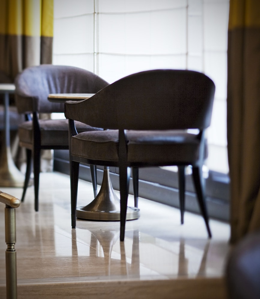 Omni Mont Royal Hotel 46/55