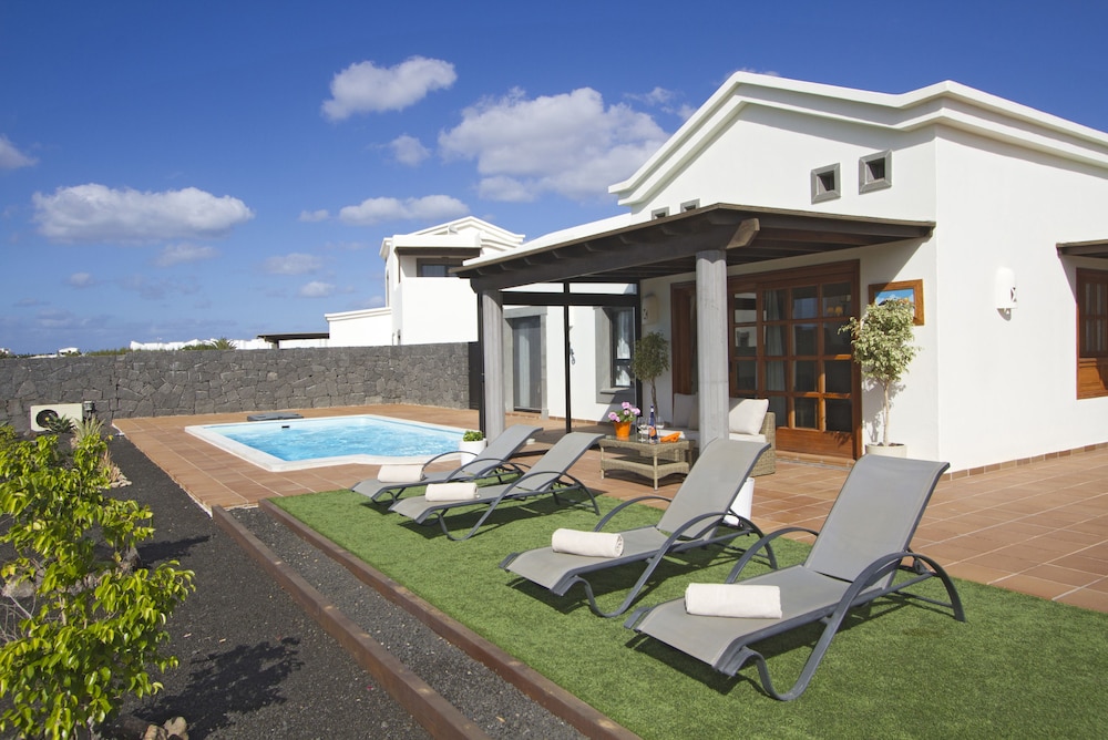 Villas Coral Deluxe 51/56