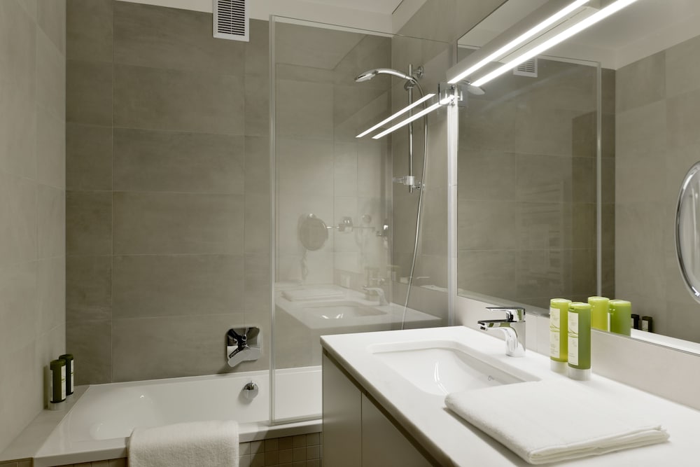 Stradonia Serviced Apartments 75/76