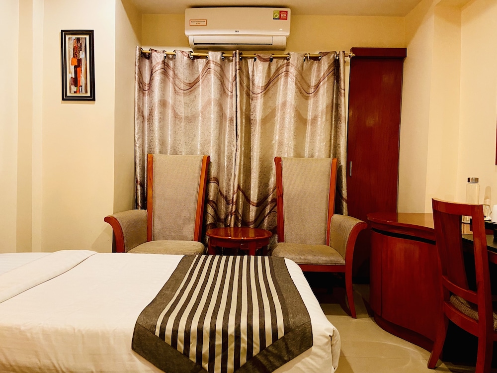 HOTEL KRC PALACE 23/37