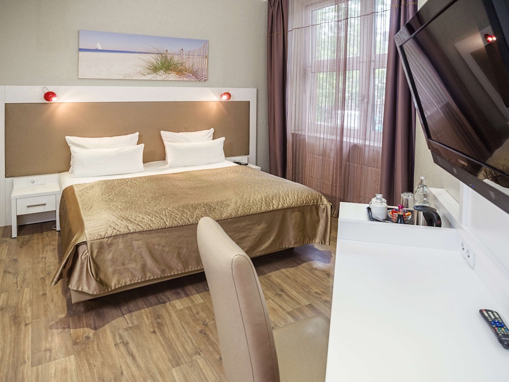 Hotel Domicil Hamburg By Golden Tulip Formerly Nordic Domicil 13/33