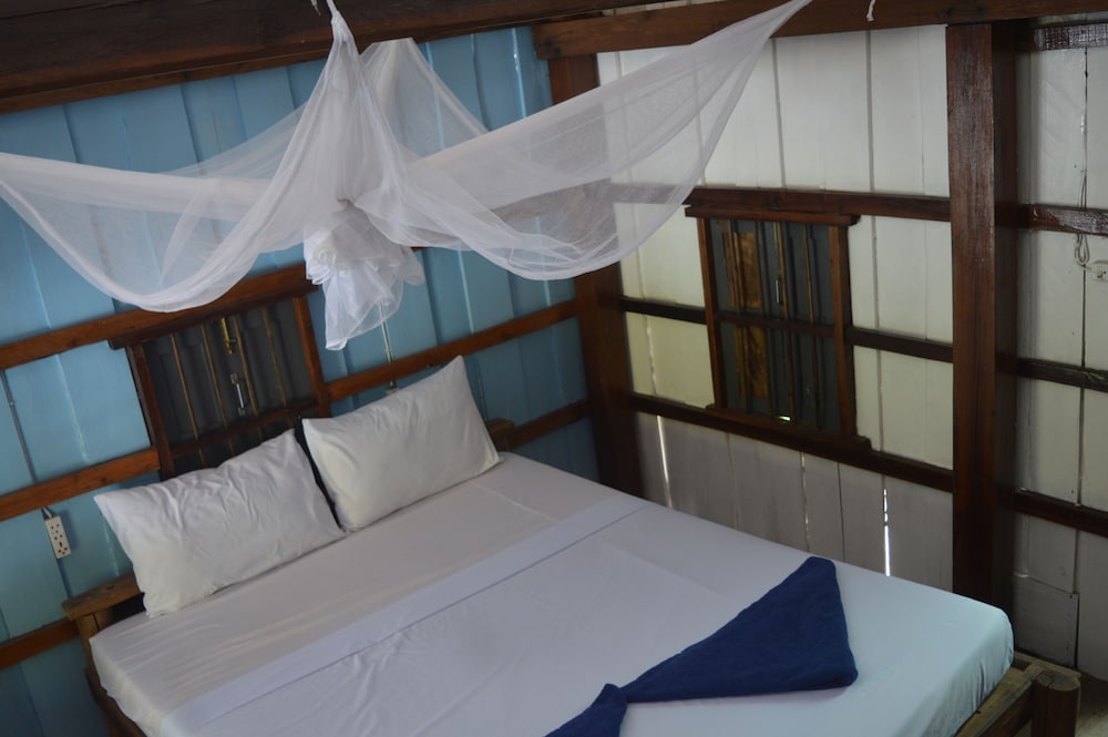 Palm Beach Bungalow Resort 22/66