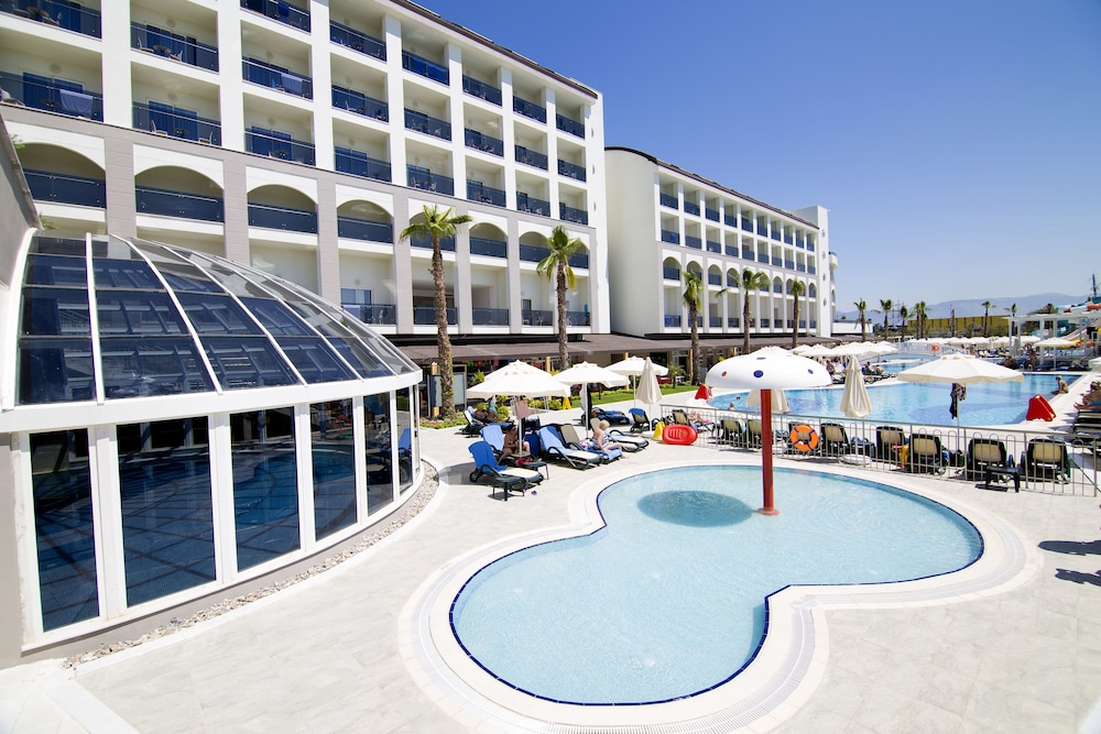 Port River Hotel 40/50