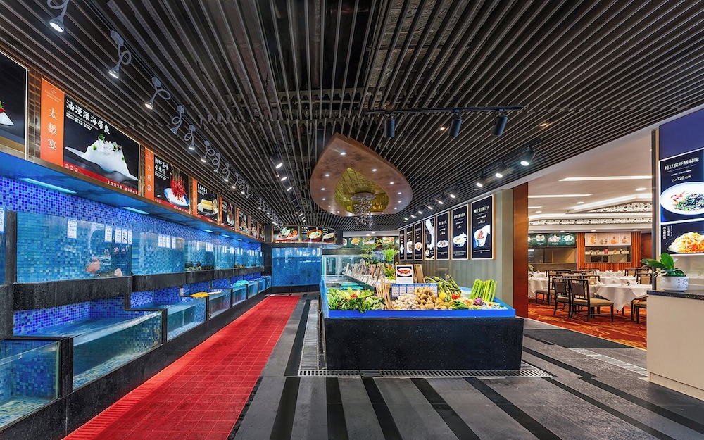 Grand Skylight International Hotel Guanlan 10/50