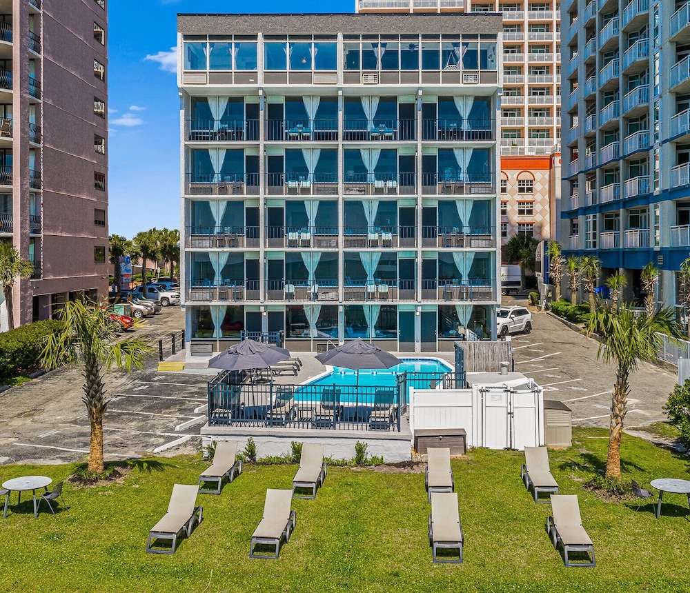 The Waves Hotel at Myrtle Beach photo3