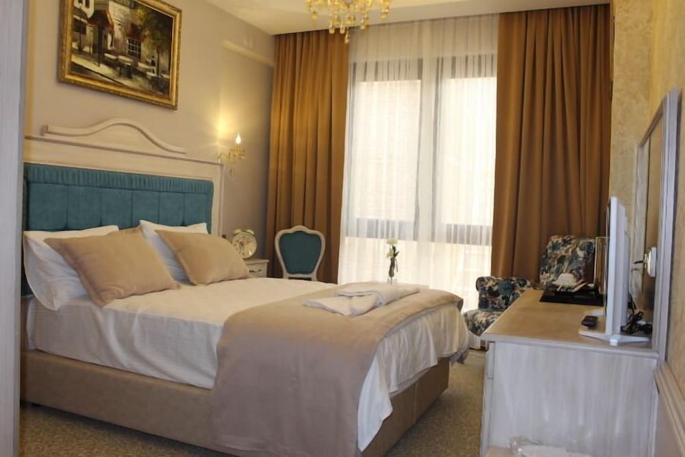 Vendome Hotel 13/46