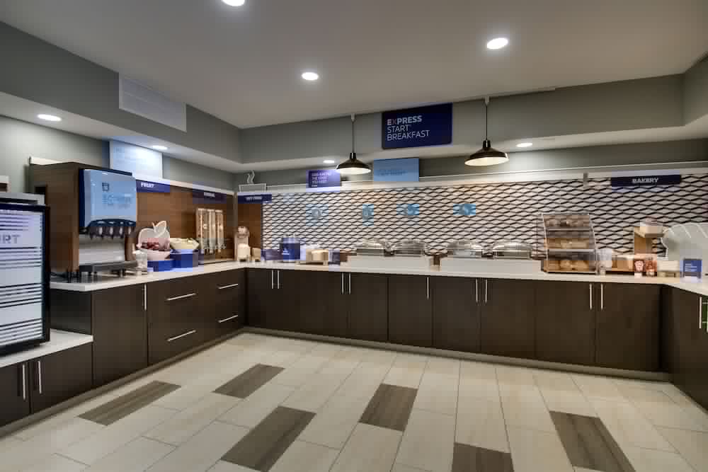 Holiday Inn Express Atlantic City W Pleasantville Ex Comfort Inn Suites West Atlantic City 7/70
