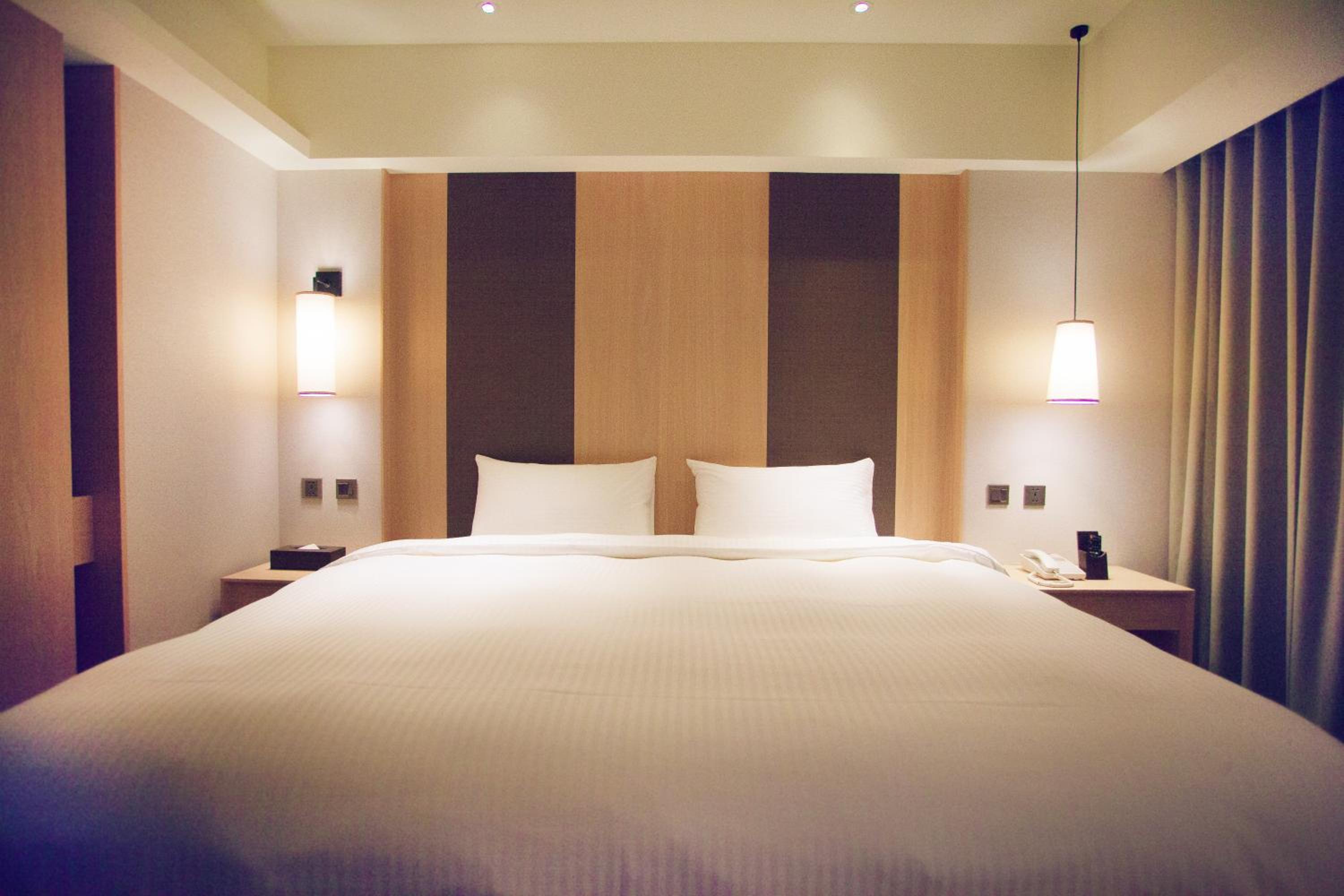 Standard, Double Bed