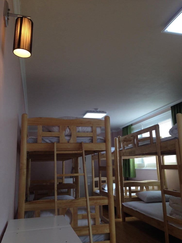 Jeju R Hotel Guest House Hostel 48/60
