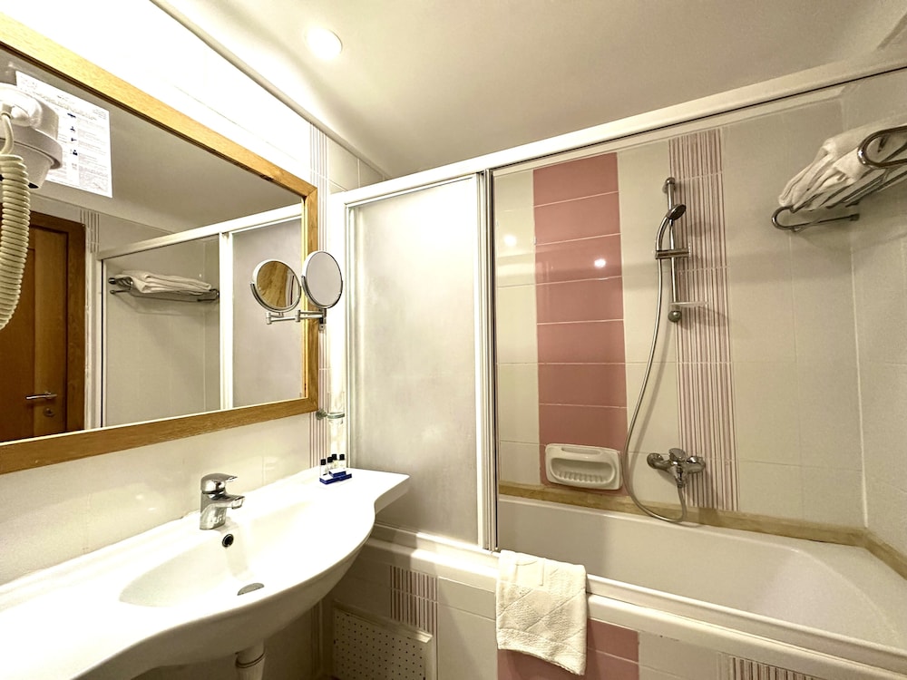 Bel Azur Thalasso & Bungalows 50/50