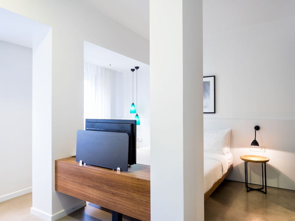 Alilass Hotel 26/36