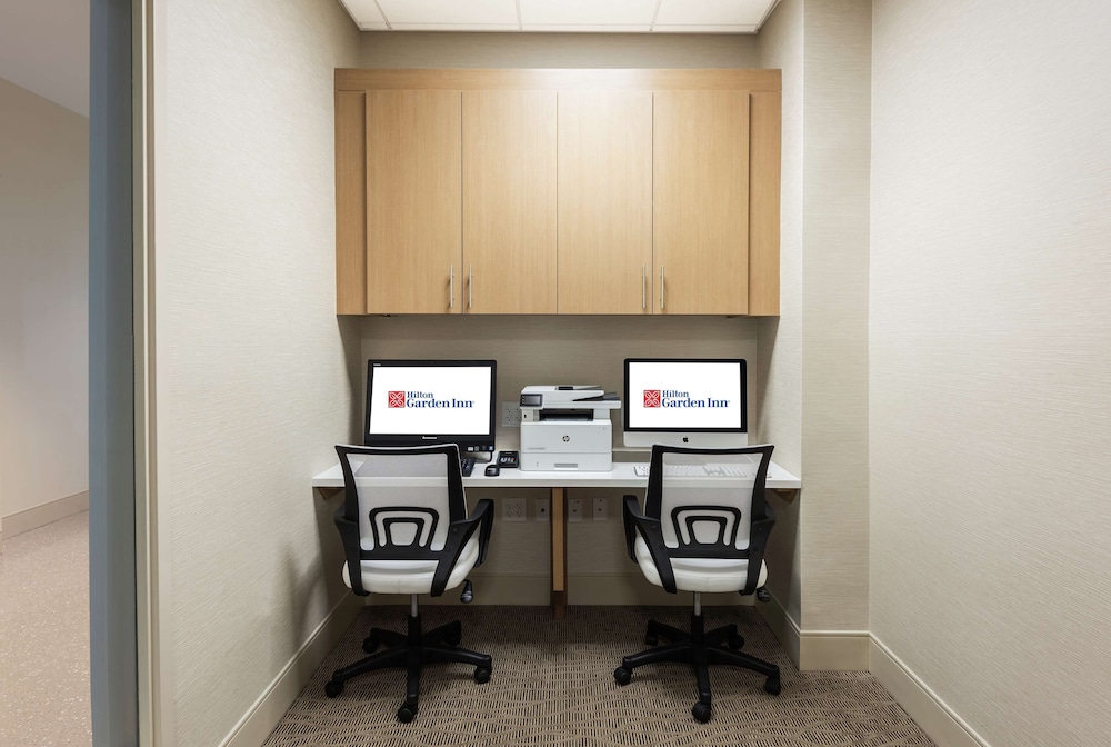 Hilton Garden Inn Miami Dolphin Mall 66/73
