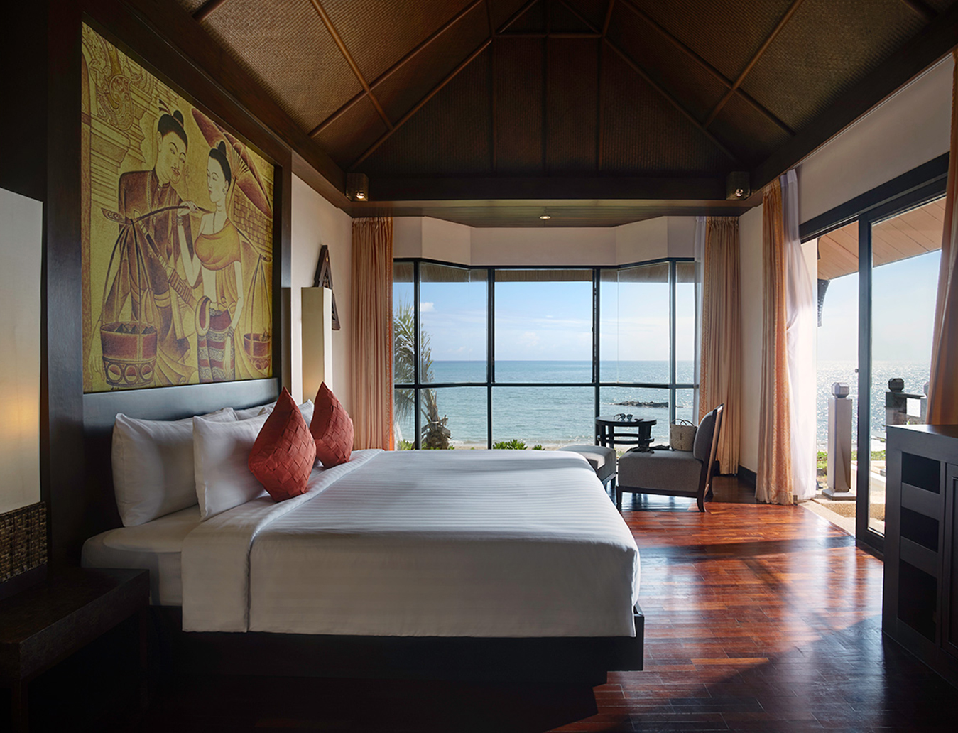 BEACHFRONT POOL VILLA