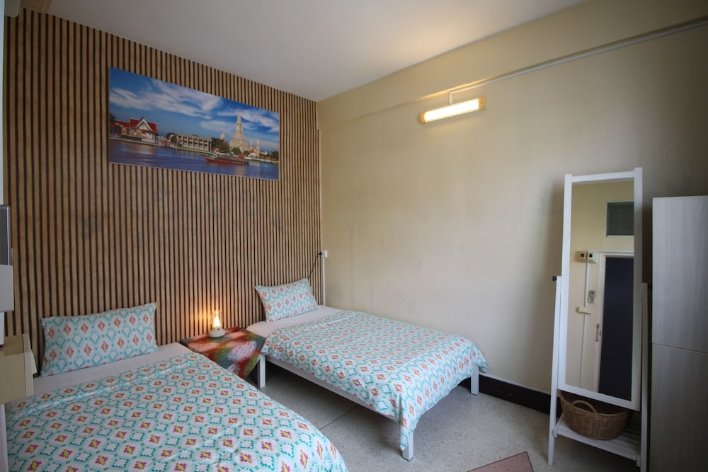 STANDARD, TWIN BEDS