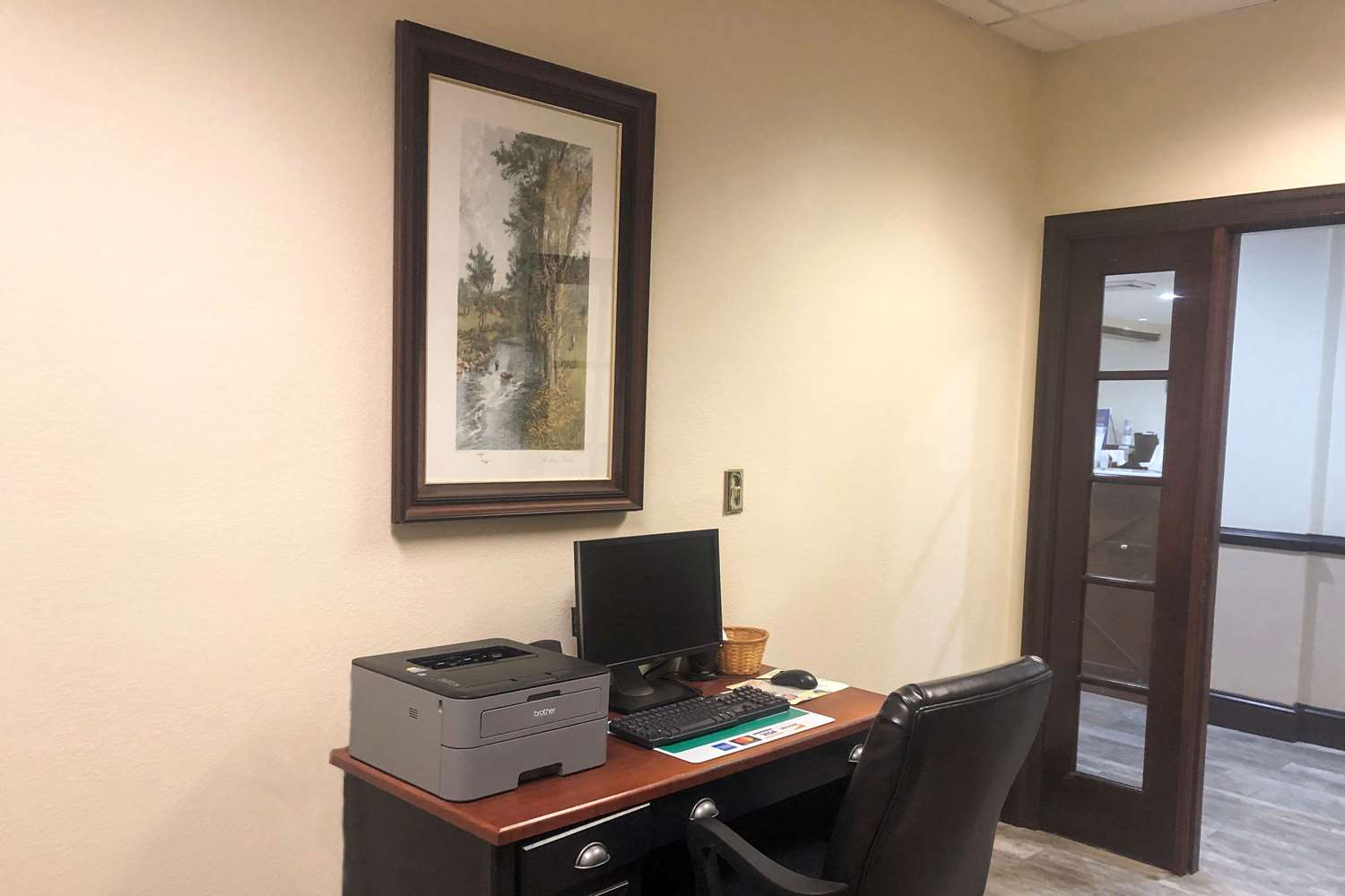Quality Inn Morganton Southeast 27/34