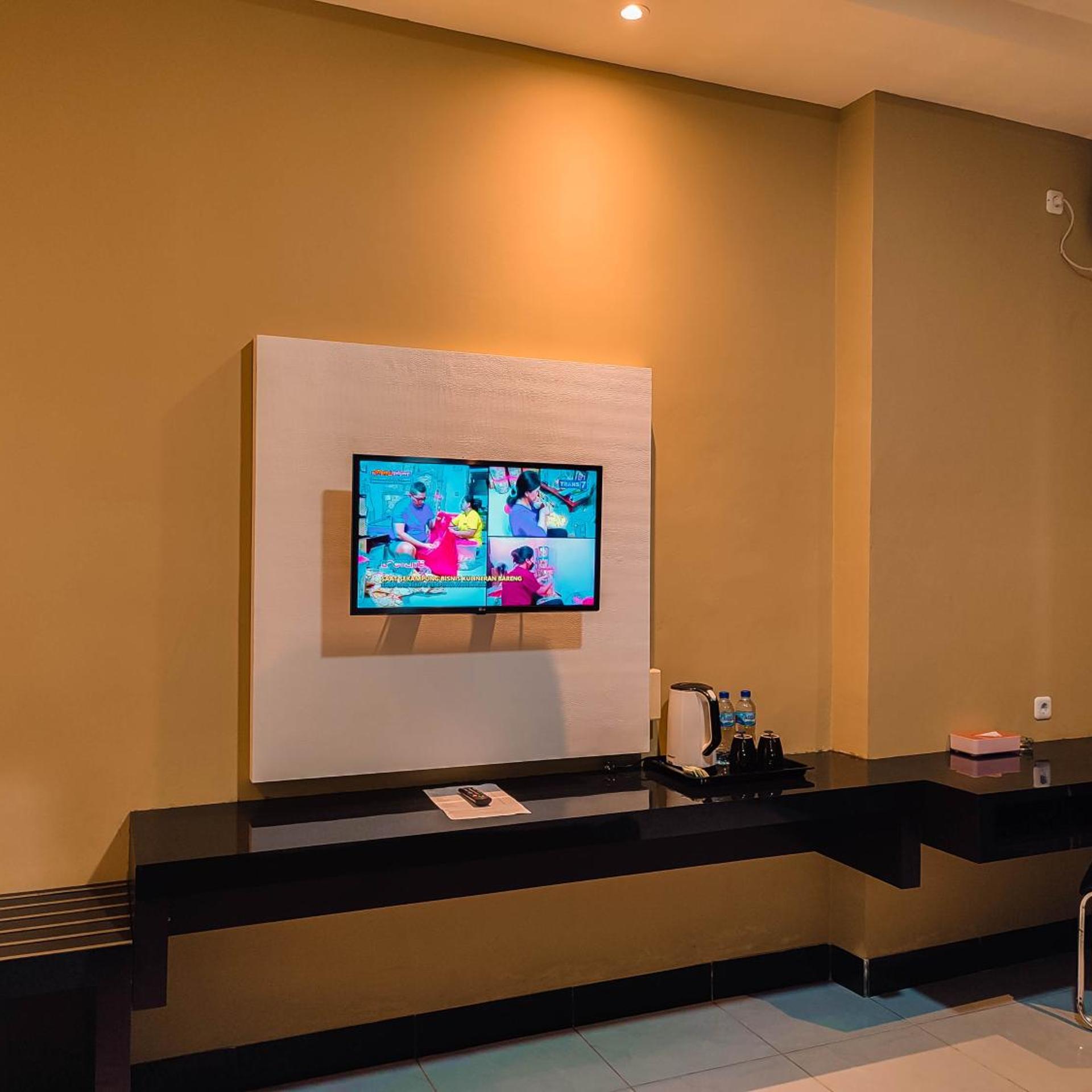 Vitta Hotel Manokwari 40/50