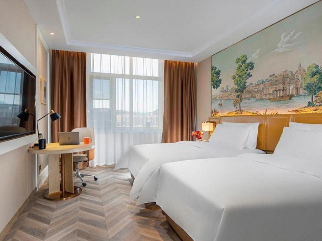 Vienna Hotel (Beijing Changping Science and Technology Park) 17/48