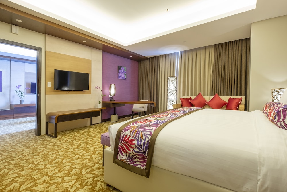 Maayo Hotel 10/37