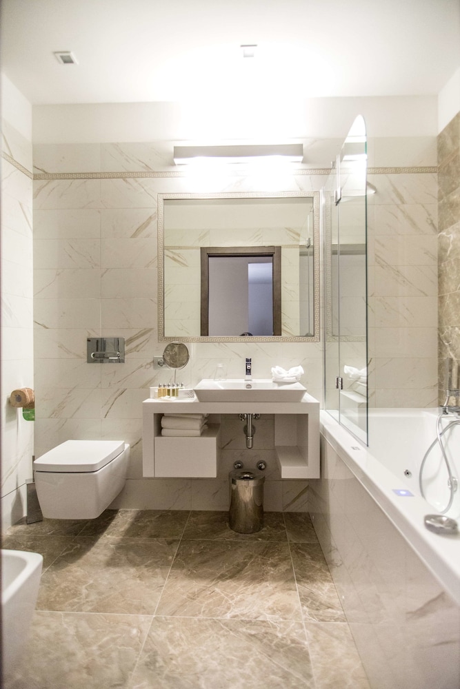 Best Western Premier Milano Palace Hotel 44/45