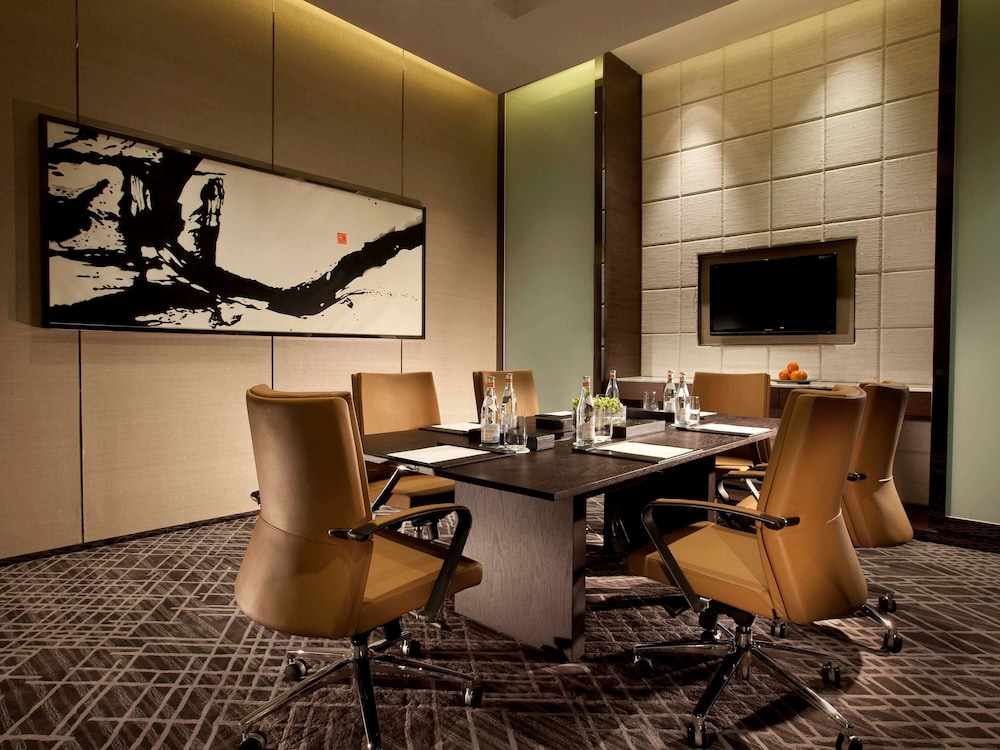 Banyan Tree Tianjin Riverside 35/50