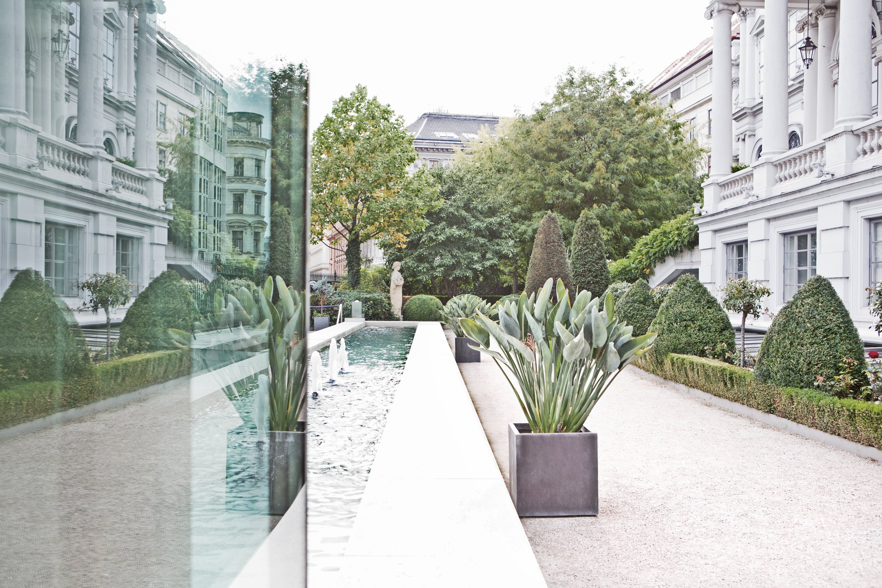 Palais Coburg Residenz 83/85